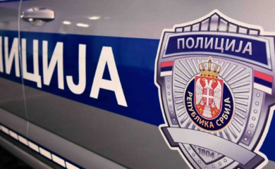 Ljekari nisu uspjeli da spase mladića: Djevojka ga udarila autom dok je mijenjao gumu