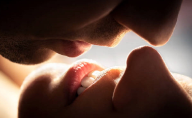 U Iranu izbio skandal zbog prikazanog poljupca na televiziji