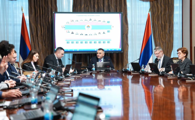 Povećane plate i Savi Miniću, ministrima i direktorima: Evo za koliko