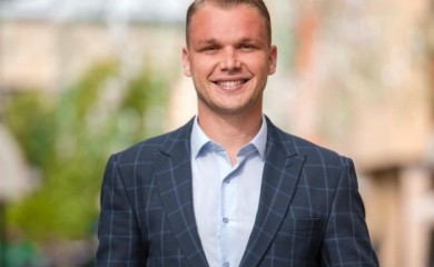 Stanivuković čestitao praznik rada, pa ponovio: “Nismo odustali od neradne nedjelje”