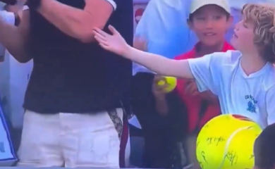 Cijeli svijet mrzi milijardera iz Poljske i to zbog kačketa (VIDEO)