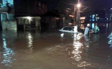 Poplave u Venecueli odnose živote, do sada pronađeno 8 žrtava
