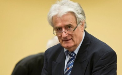 Prota Radmilo tvrdi: Britanci zabranili Karadžiću da se pričesti i ispovijedi