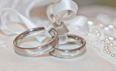 Bizaran brak zbog penzije: Zet oženio taštu, snajka se udala za svekra