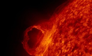 Zemlja na udaru geomagnetne oluje “Kanibal”: Moguće posljedice po hronične bolesnike