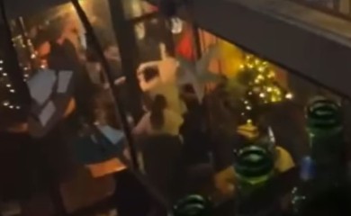 Masovna tuča na proslavi Nove godine (VIDEO)