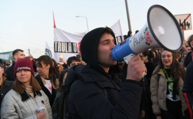 Pet puteva kroz KRIZU U SRBIJI, zasad nijedan ne odgovara svima: Studenti i dalje protestuju, a vlast tvrdi da su svi zahtjevi ispunjeni