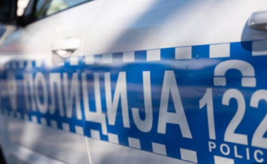 Prilikom pretresa automobila: Kod Sarajlije pronađena dva kilograma droge