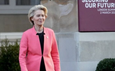 Fon der Lajen: Evropa mora hitno da se naoruža