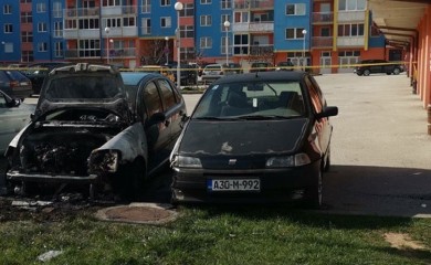 Istočno Sarajevo: Samozapaljenje "citroena" uzrok požara u Spasovdanskoj ulici