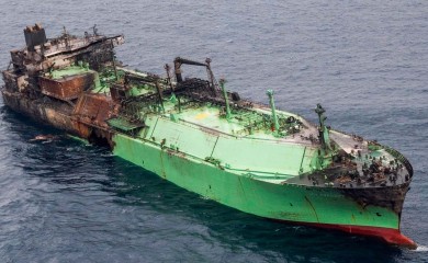 Ruski LNG tanker otkačio se od tegljača kod Libije zbog oluje