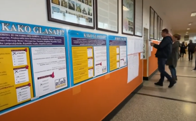 Na području Banje Luke biračka mjesta otvorena na vrijeme