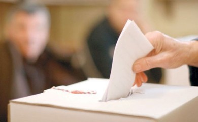 Na jednom biralištu pronađeni označeni glasački listići