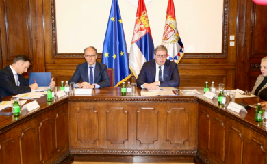 Srbija nije dobila američku licencu za NIS, zatvara se rafinerija