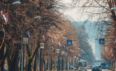 Pripreme za Dan Republike Srpske: Hiljadu zastava vijori se ulicama Banjaluke