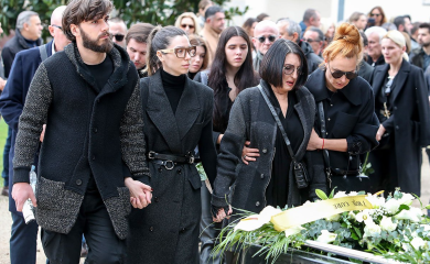 Sahranjen Masimo Savić: Porodica i kolege se oprostili od velikog pjevača