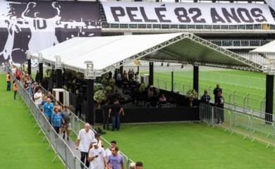 Brazil se posljednji put pozdravlja s Peleom (VIDEO)