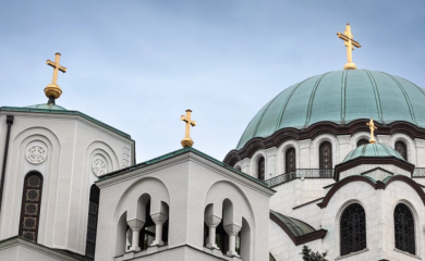 Božićno darivanje u Beogradu: Kupovinom badnjaka pomažete najugroženijima