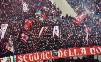 Navijači se digli na noge i spriječili transfer svog kluba