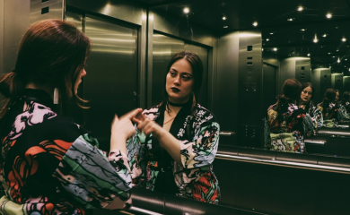 Pogledajte zašto u svakom liftu postoji ogledalo