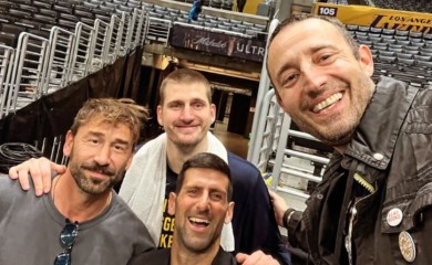 Legendarni glumac objavio fotografiju od milijardu dolara