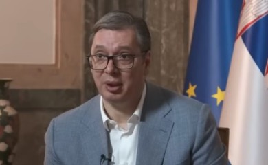 Vučić: Velike snage NATO-a grupisane u regionu