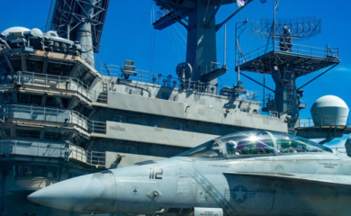 U Split uplovio najveći američki nosač aviona na nuklearni pogon