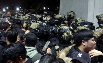 Vojne snage upale u parlament: Zahuktava se situacija u Južnoj Koreji