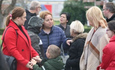 "Uvijek se lomi na sirotinji, na narodu" Protest nezadovoljnih građana uveliko kulja, a od novca izgleda neće biti ništa