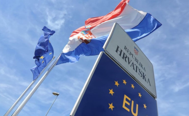 PLENKOVIĆ: Nećemo graditi ograde, zidove ni podizati žice na granici s BiH