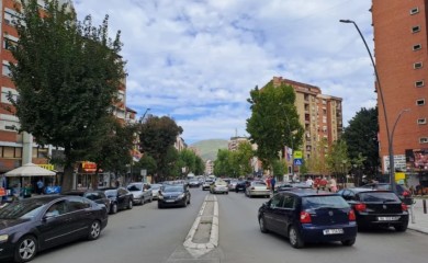 "POLAKO NAM UZIMAJU SVE" Srbi sa Kosova u strahu zbog ukidanja dinara, u pitanje dovedene i plate i penzije