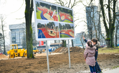 Stanivuković obišao radove: Banjaluka dobija novo dječije igralište u Parku “Mladen Stojanović” (FOTO/VIDEO)