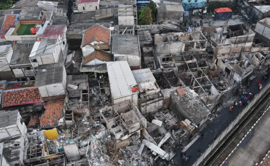 INDONEZIJA: U požaru u skladištu goriva poginulo 17 osoba