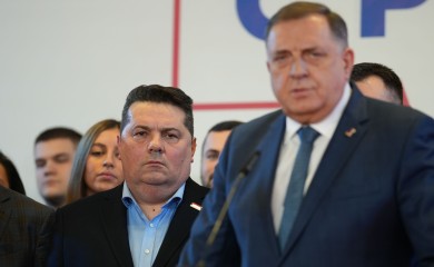 Stevandić: Dodik ima političku moć, besmisleno insistiranje Sarajeva