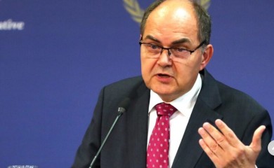“Ako neko želi da ukine Republiku Srpsku, moraće se suočiti sa mnom” Šmit najavio obraćanje na sjednici Generalne skupštine UN