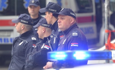 Oglasila se beogradska škola u kojoj je tinejdžerka posjekla druga i nastavnicu