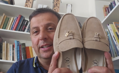 Modni rat Vukanovića i Šarenca: papuče, ankete i „Summer Charms Loafer“