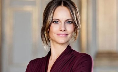Švedska princeza Sofia je bivša konobarica i zvijezda reality showa, s princom očekuje četvrto dijete