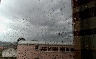 Nadležni u Crnoj Gori i BiH upozorili na vremenske nepogode