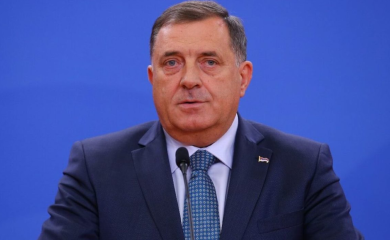 DODIK: Radovan Višković ostaje premijer