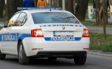 Banjalučanin počupao saobraćajne znakove