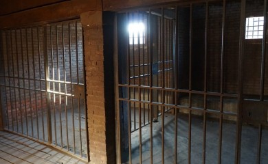 Ženi iz Doboja zbog ubistva supruga mjesec dana pritvora