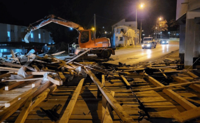 Krov Pribojskog odmarališta u Sutomoru završio na magistrali