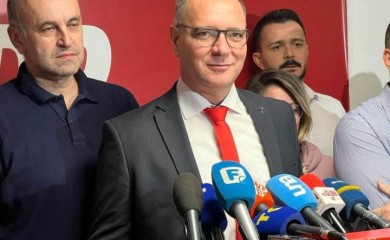 IZBORI U FBIH: SDP-u Tuzla, SDA pobijedili samo u Vogošći, poraženi i u Bihaću i Srebreniku