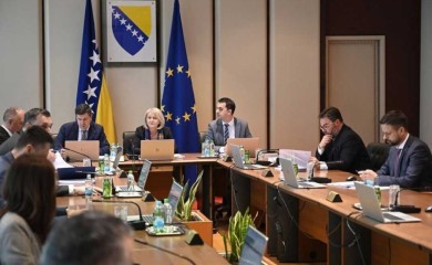 “Trojka” pokrenula smjenu Staše Košarca i Srđana Amidžića