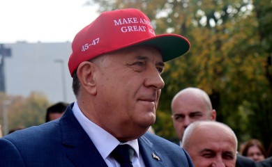 Od kačketa do Vašingtona: Dodik više nije predmet šale, FBiH otpisala "Trojku"