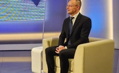 Sijarto: Sankcionisanje izabranih političara potpuno neprihvatljivo