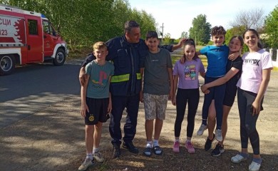 Akcija o kojoj se priča: Učenici zaustavili vatru u naselju u Gradišci