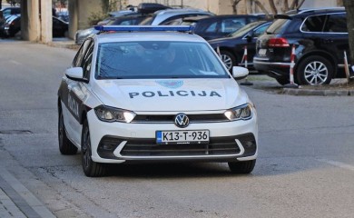 Iza rešetaka osumnjičeni za trostruko ubistvo u Sanskom Mostu