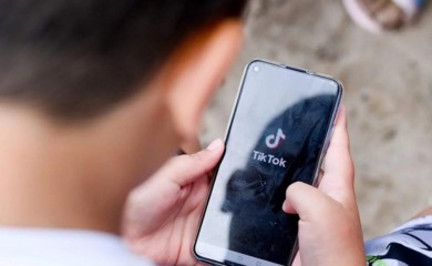 TikTok uklonio milione računa zbog Gaze: Optuženi i da korisnicima u SAD „guraju“ propalestinske sadržaje